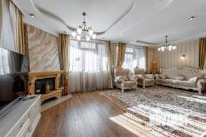 Дом 176м², 3-этажный, участок 4 сот.