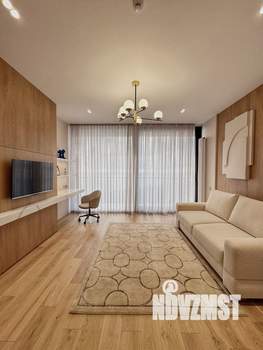 Дом 270м², 2-этажный, участок 5 сот.