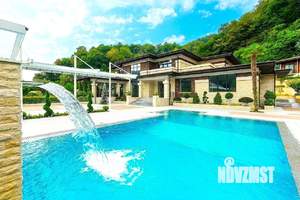 Дом 450м², 2-этажный, участок 30 сот.