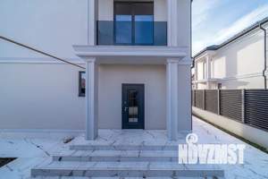 Коттедж 240м², 3-этажный, участок 4 сот.