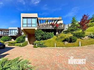 Дом 200м², 2-этажный, участок 5 сот.