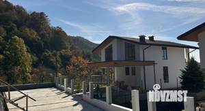 Дом 180м², 2-этажный, участок 5 сот.