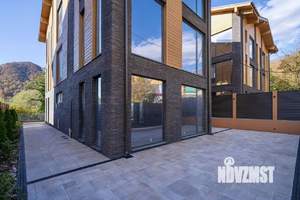 Дом 330м², 2-этажный, участок 12 сот.