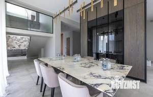 Дом 750м², 2-этажный, участок 30 сот.