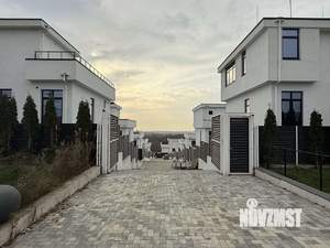 Дом 160м², 3-этажный, участок 3 сот.