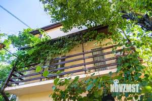 Дом 95м², 3-этажный, участок 2 сот.