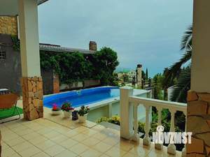 Дом 212м², 2-этажный, участок 5 сот.