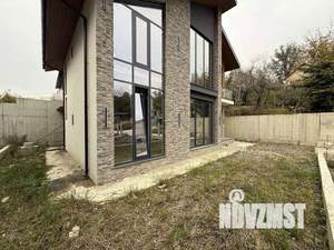 Дом 180м², 2-этажный, участок 3 сот.