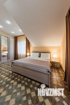 Коттедж 589м², 4-этажный, участок 7 сот.