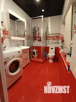 Дом 218м², 3-этажный, участок 3 сот.