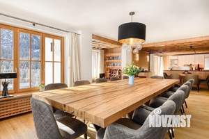 Дом 550м², 3-этажный, участок 35 сот.