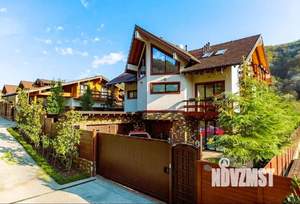 Дом 250м², 2-этажный, участок 12 сот.