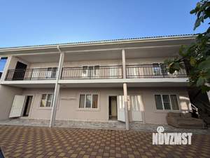 Дом 298м², 2-этажный, участок 4 сот.