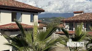 Коттедж 250м², 2-этажный, участок 6 сот.