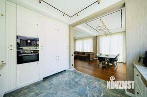 Дом 250м², 2-этажный, участок 10 сот.