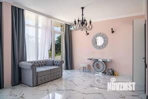 Дом 300м², 2-этажный, участок 12 сот.