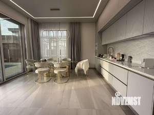 Дом 160м², 3-этажный, участок 3 сот.