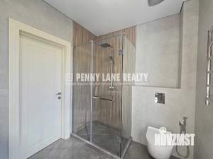 Дом 198м², 2-этажный, участок 4 сот.