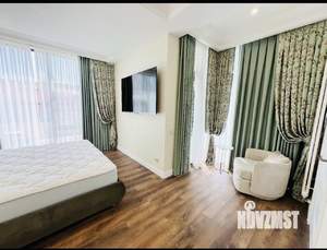 Дом 250м², 2-этажный, участок 8 сот.