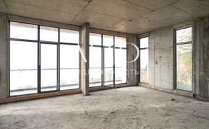 Дом 267м², 3-этажный, участок 6 сот.