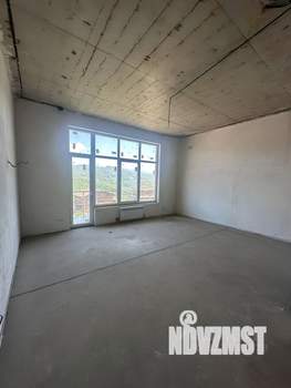 Дом 287м², 3-этажный, участок 8 сот.