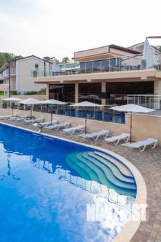 Таунхаус 129м², 3-этажный, участок 1 сот.