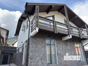 Дом 220м², 2-этажный, участок 4 сот.