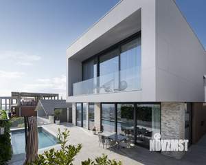 Дом 244м², 2-этажный, участок 4 сот.