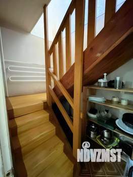 Дом 180м², 3-этажный, участок 4 сот.