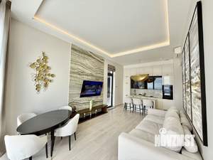 Дом 315м², 3-этажный, участок 4 сот.