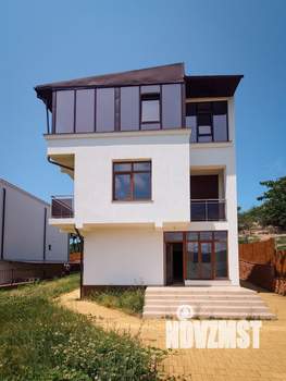 Дом 270м², 3-этажный, участок 4 сот.