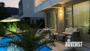 Дом 220м², 2-этажный, участок 5 сот.