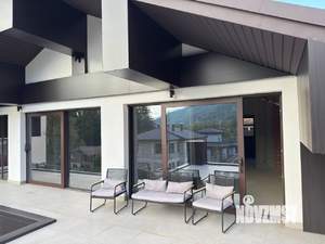 Дом 520м², 3-этажный, участок 6 сот.