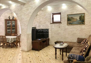 Дом 285м², 3-этажный, участок 6 сот.