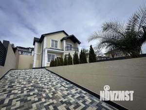 Дом 138м², 2-этажный, участок 4 сот.