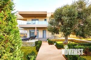 Коттедж 200м², 2-этажный, участок 7 сот.