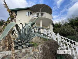 Коттедж 206м², 2-этажный, участок 6 сот.