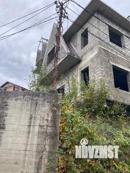 Дом 610м², 3-этажный, участок 6 сот.