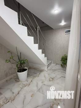 Дом 200м², 2-этажный, участок 4 сот.