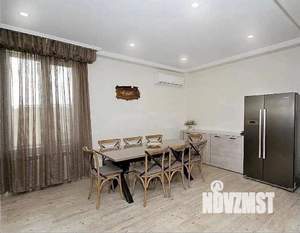 Дом 300м², 2-этажный, участок 8 сот.