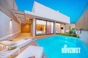 Коттедж 189м², 2-этажный, участок 8 сот.