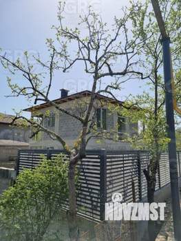 Дом 146м², 2-этажный, участок 4 сот.