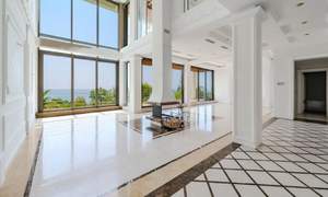 Дом 710м², 5-этажный, участок 8 сот.