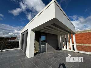 Дом 240м², 2-этажный, участок 4 сот.