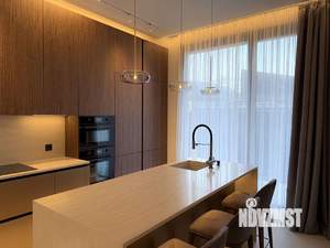 Дом 245м², 3-этажный, участок 5 сот.