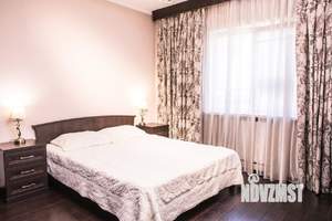 Дом 235м², 2-этажный, участок 3 сот.