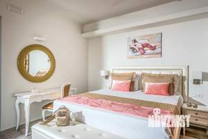 Дом 320м², 2-этажный, участок 7 сот.