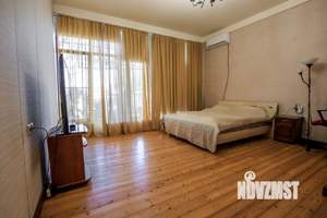 Дом 475м², 1-этажный, участок 12 сот.