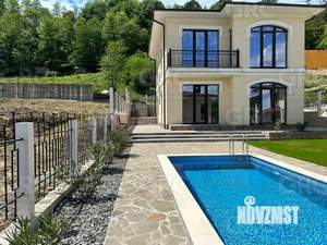 Коттедж 164м², 2-этажный, участок 5 сот.