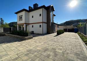 Дом 240м², 2-этажный, участок 5 сот.